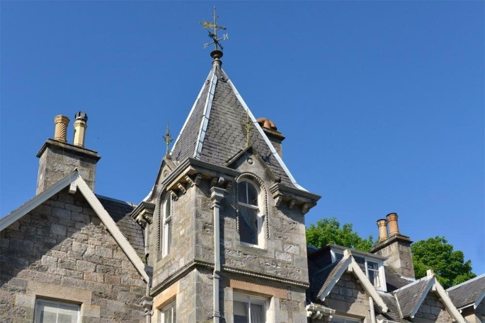 Отель Wellwood Manor Питлохри Экстерьер фото