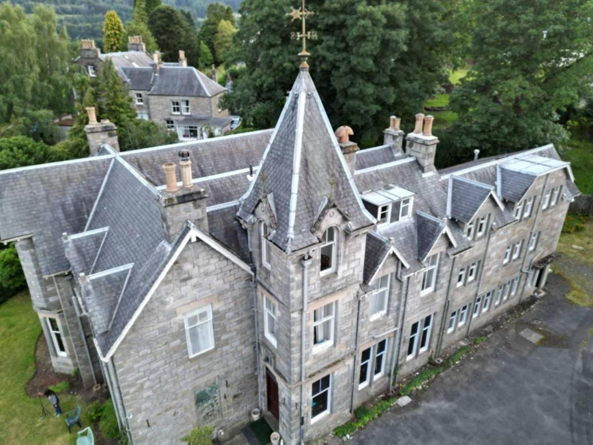 Отель Wellwood Manor Питлохри Экстерьер фото