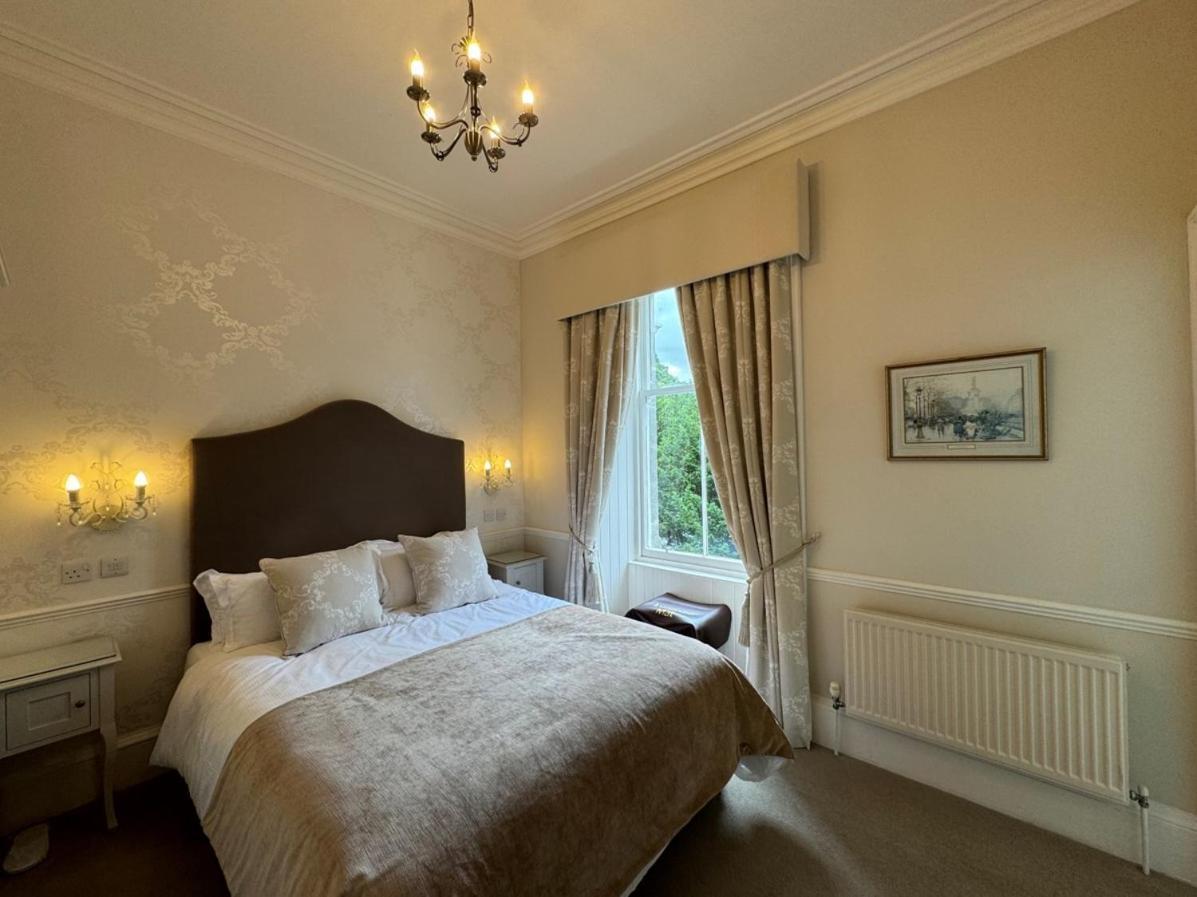 Отель Wellwood Manor Питлохри Экстерьер фото